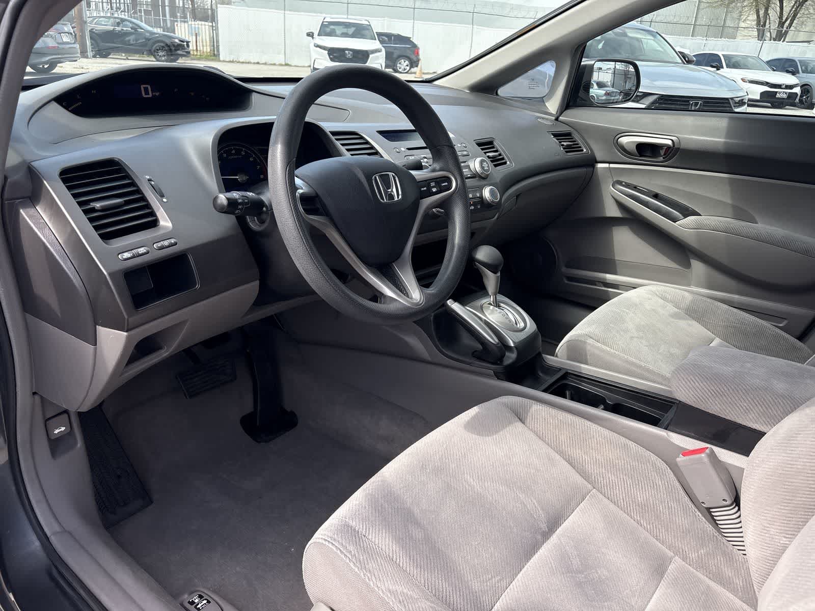 Thumbnail: 2010 Honda Civic - 10