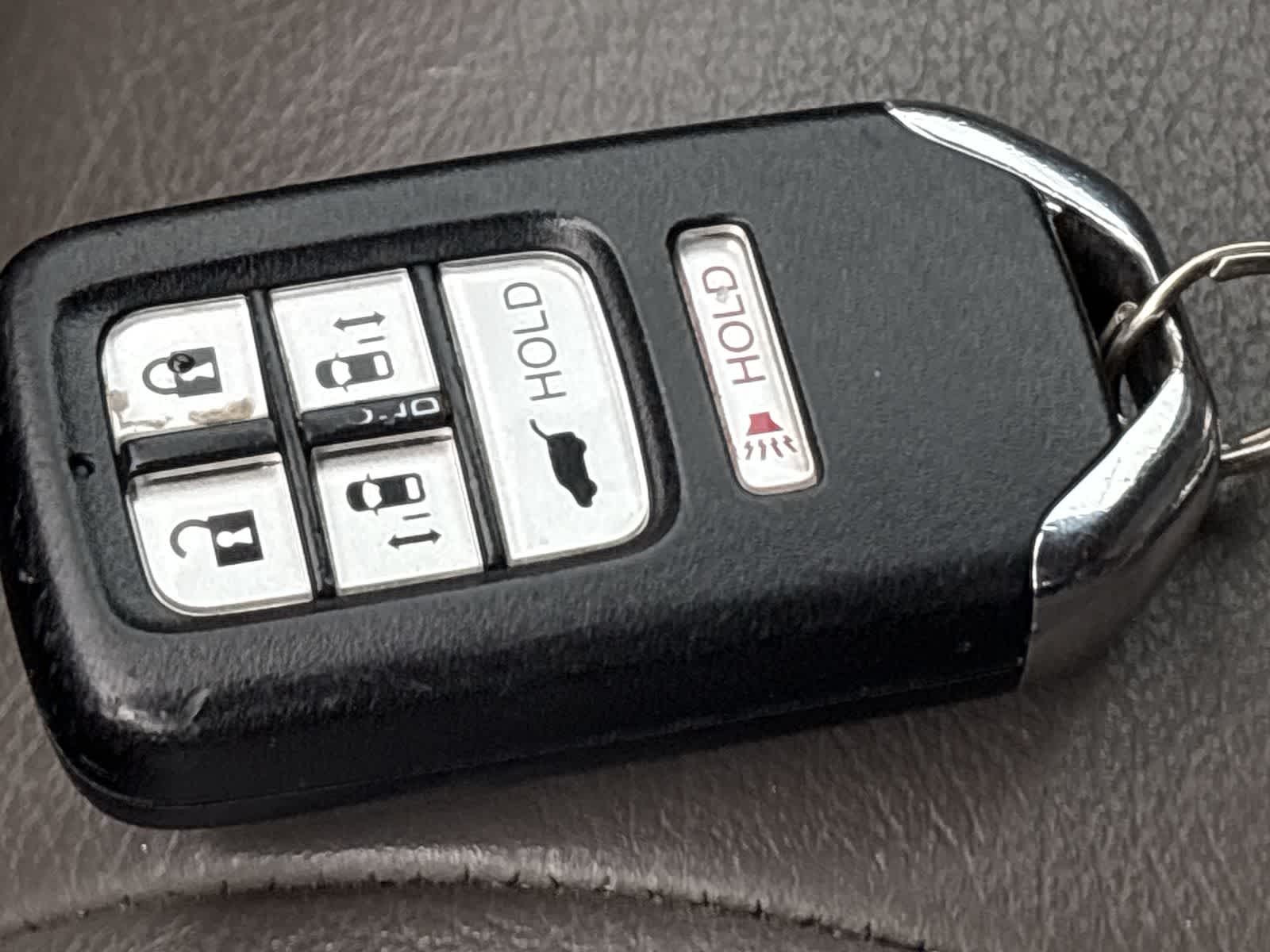 Thumbnail: 2014 Honda Odyssey - 21