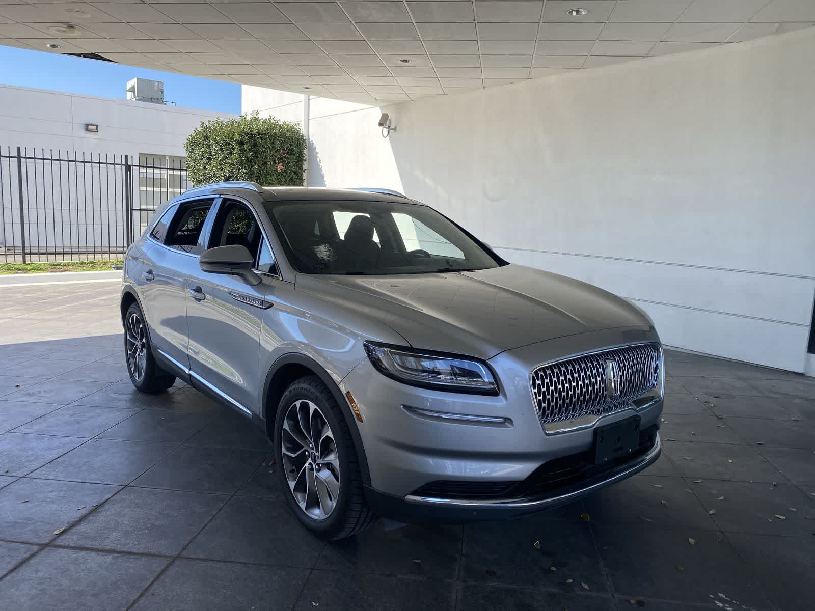 2022 Lincoln Nautilus Reserve 23
