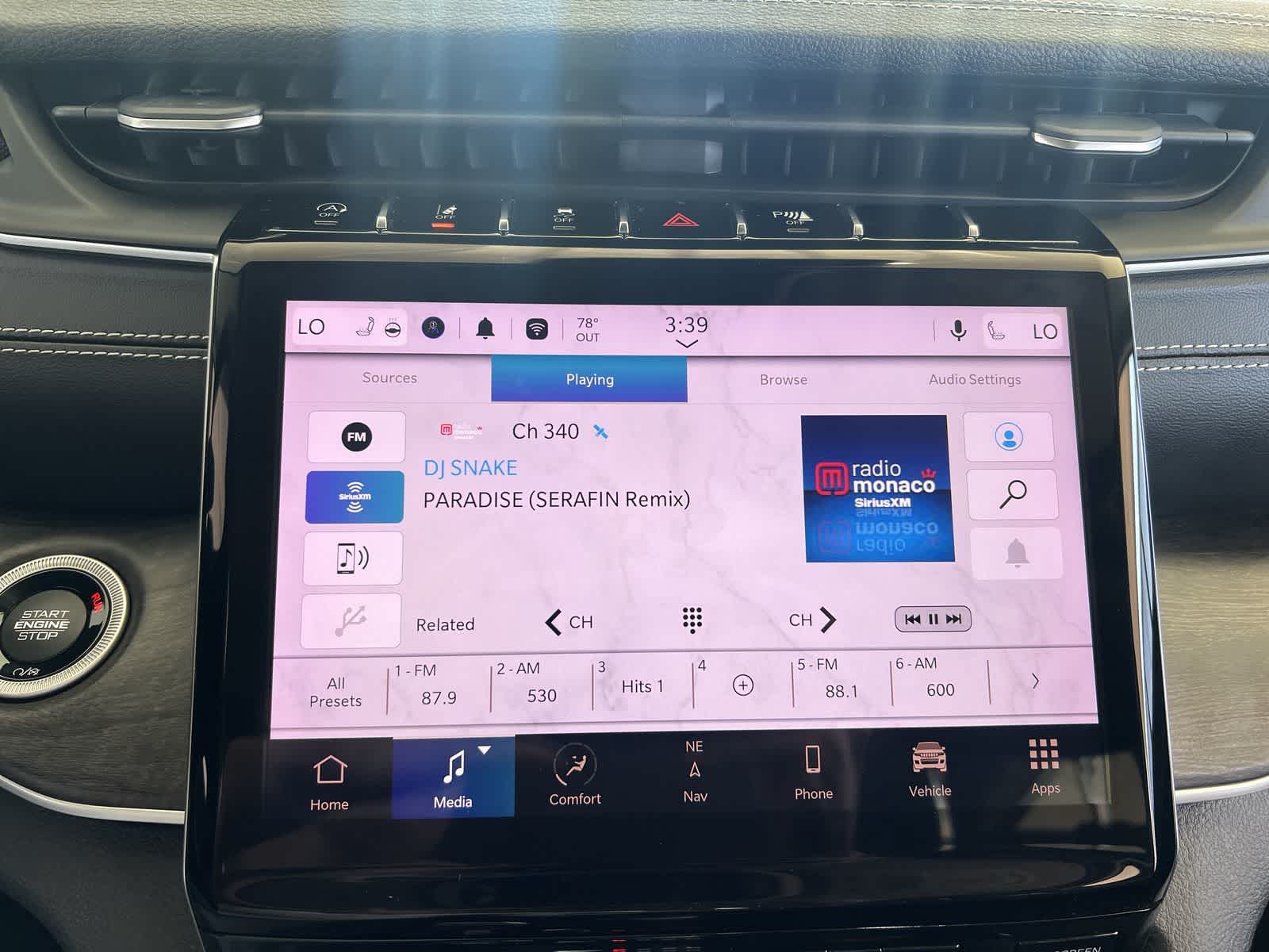 Thumbnail: 2022 Jeep Grand Cherokee - 24