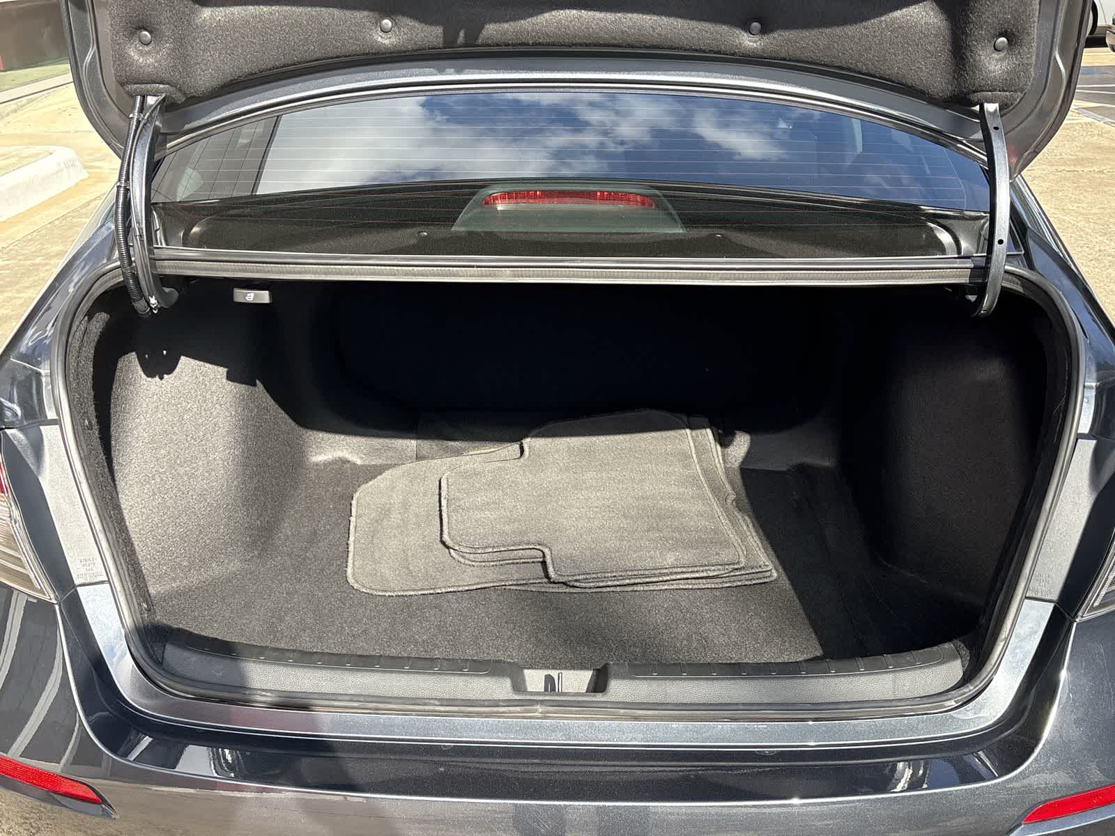 Thumbnail: 2023 Honda Civic - 18