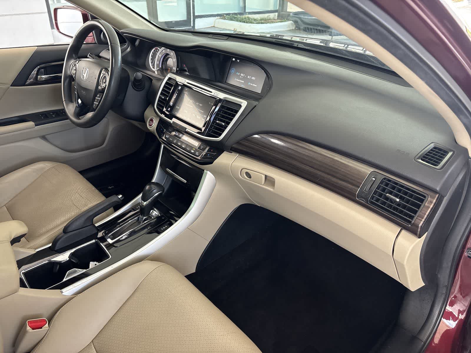 Thumbnail: 2016 Honda Accord - 22