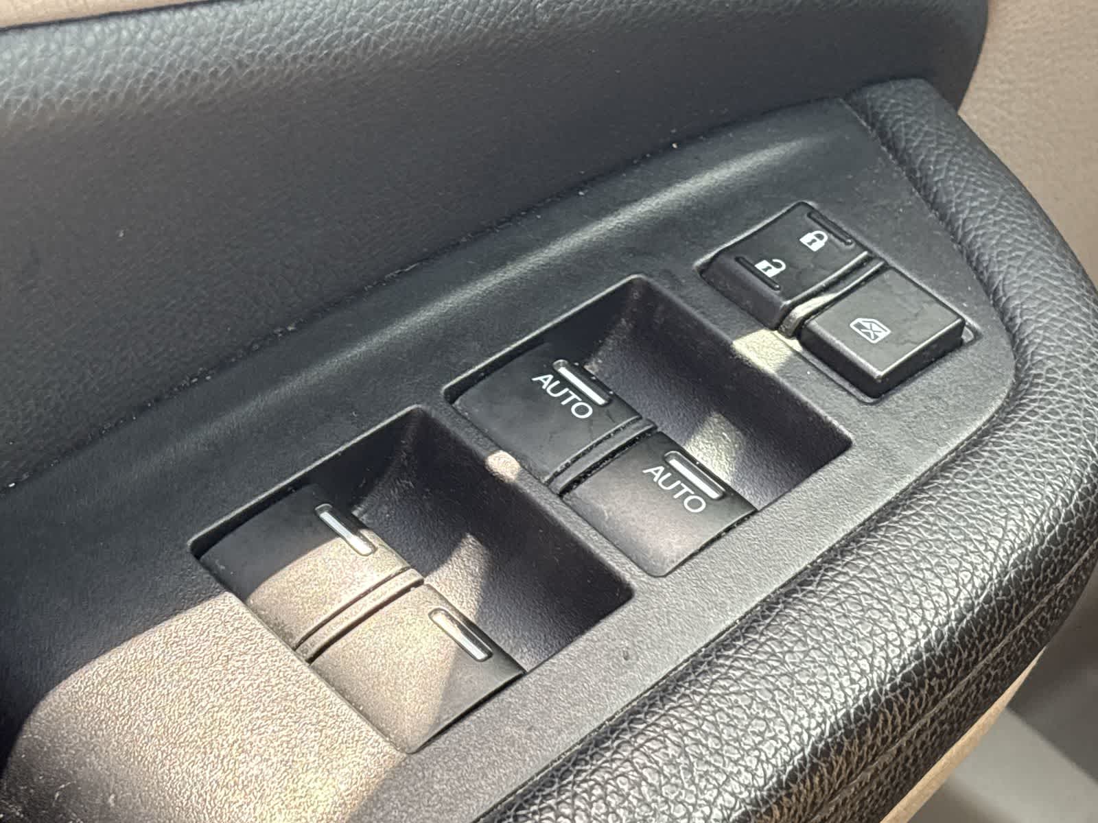 Thumbnail: 2020 Honda Pilot - 27