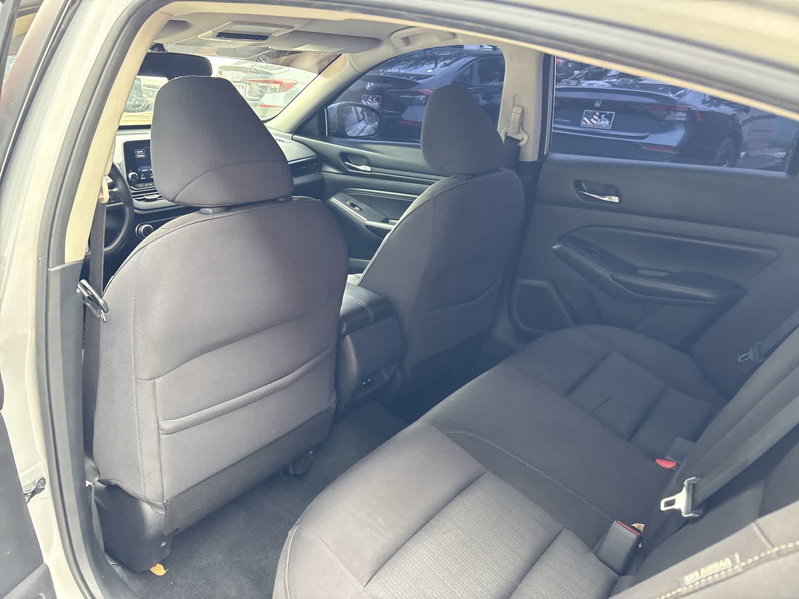 Thumbnail: 2020 Nissan Altima - 11