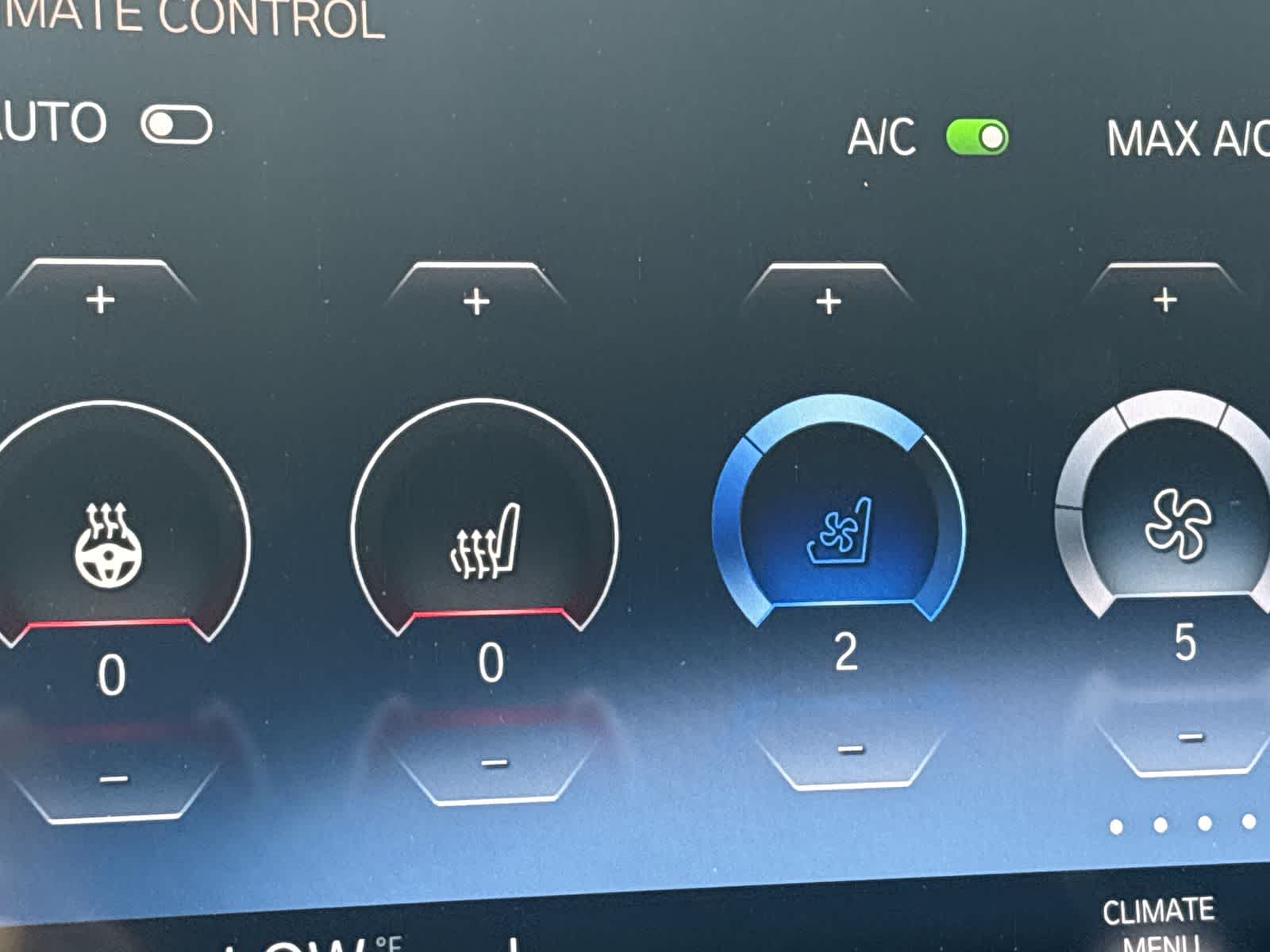 Thumbnail: 2023 BMW X7 - 29