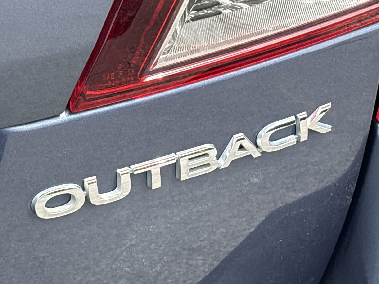 Thumbnail: 2016 Subaru Outback - 11