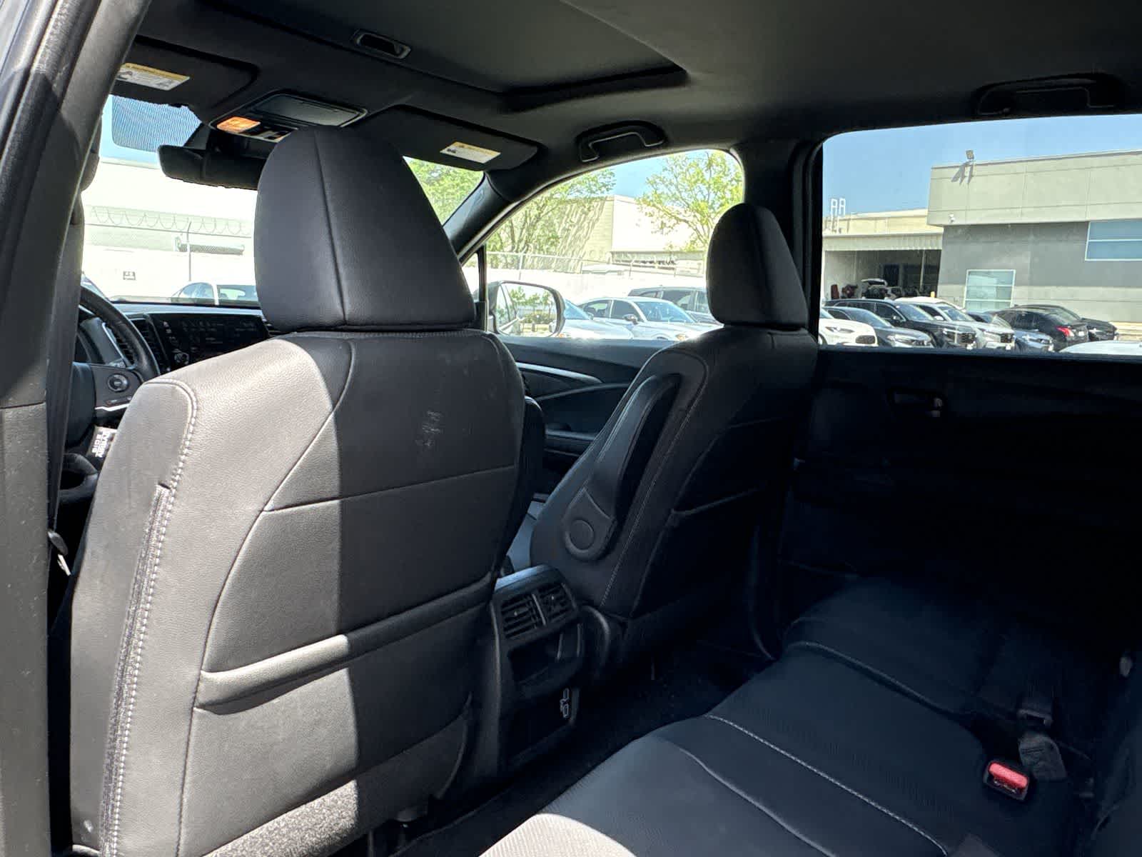 Thumbnail: 2023 Honda Passport - 14