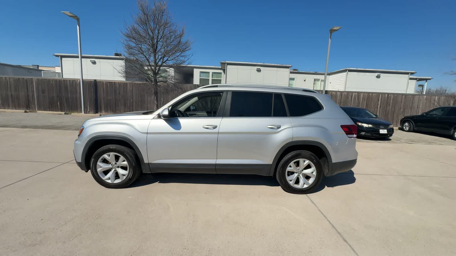 Thumbnail: 2018 Volkswagen Atlas - 5