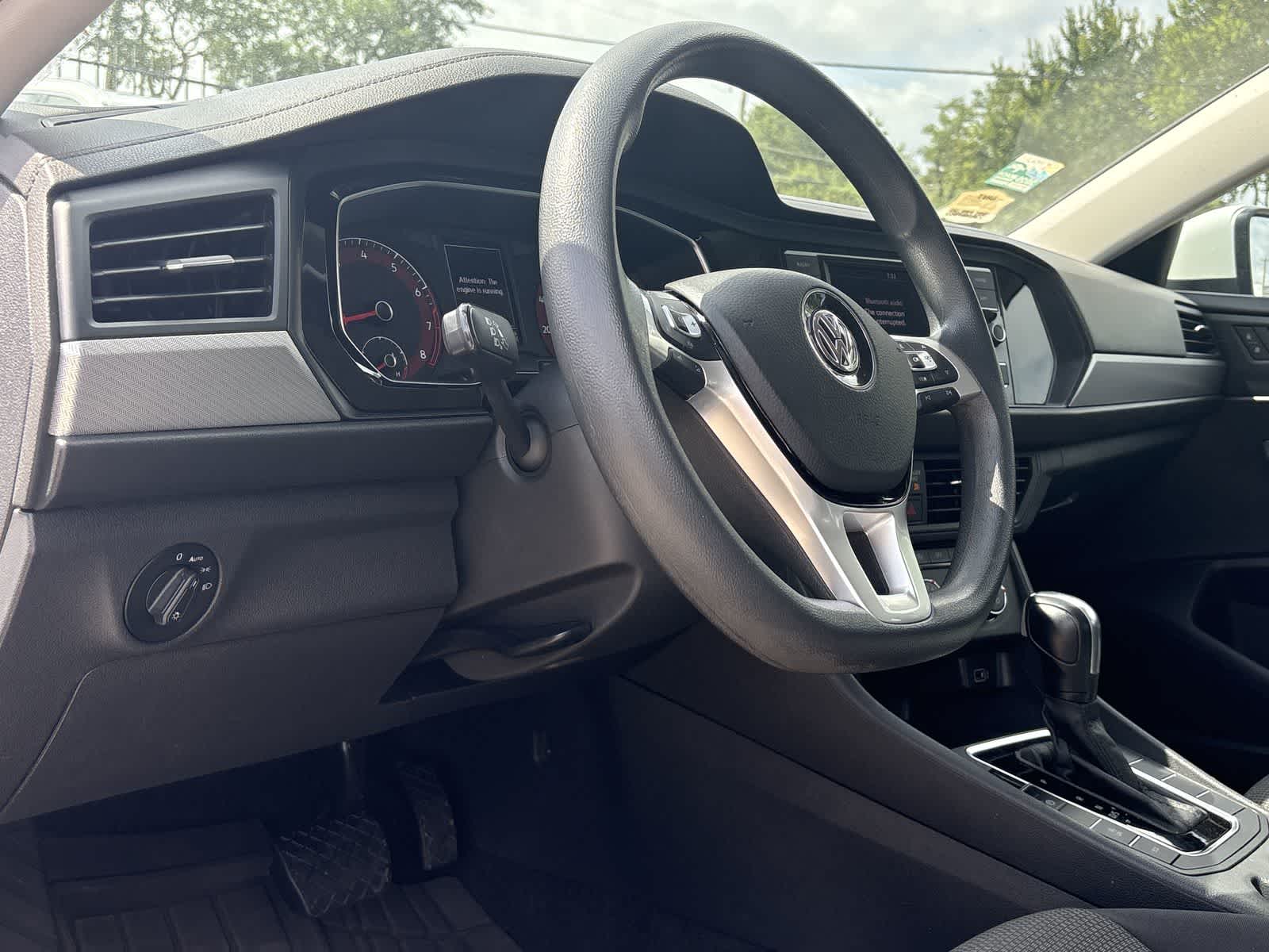 Thumbnail: 2019 Volkswagen Jetta - 2