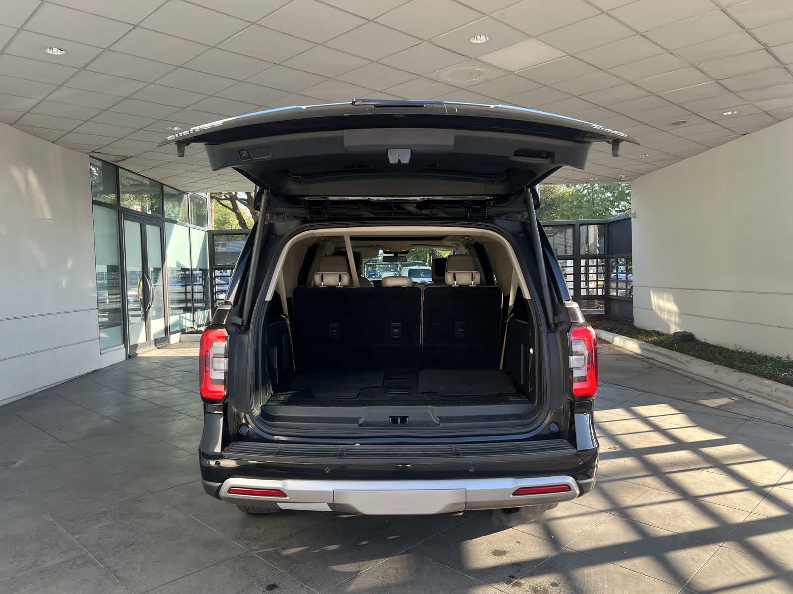 Thumbnail: 2023 Ford Expedition MAX - 18