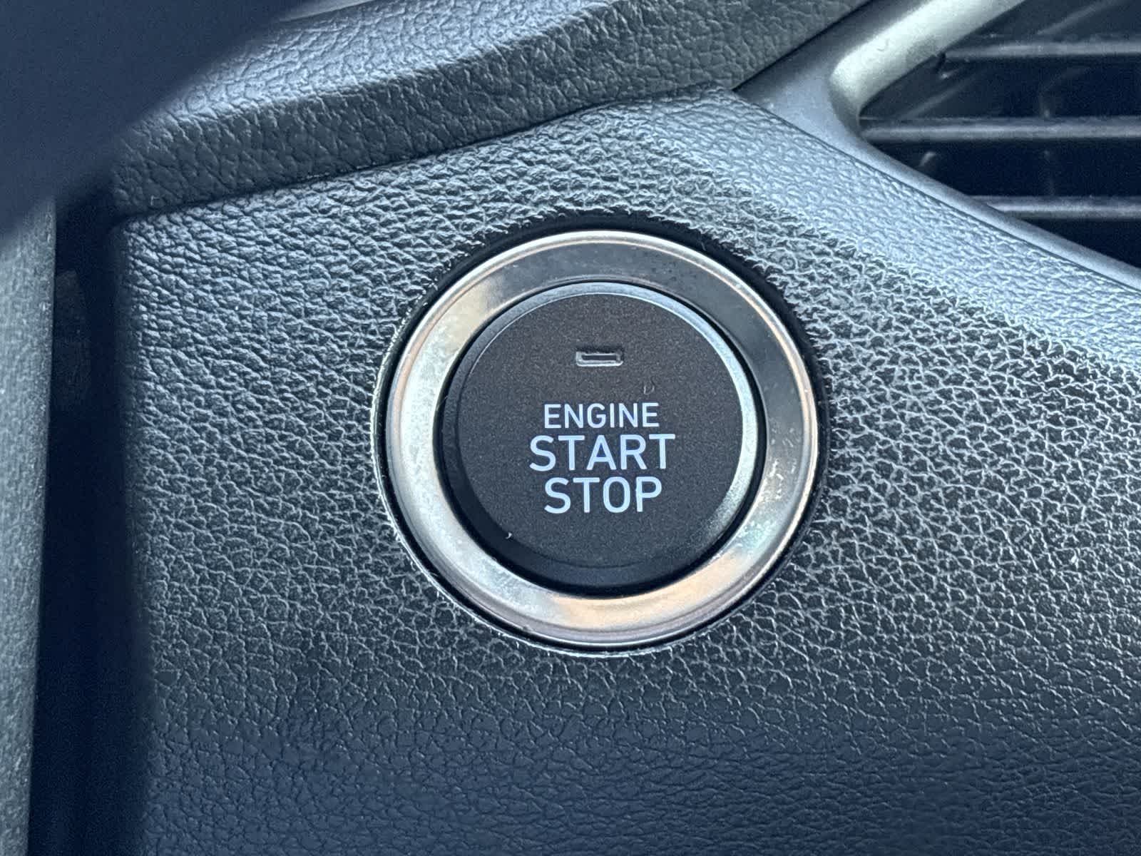 Thumbnail: 2018 Hyundai Elantra - 29