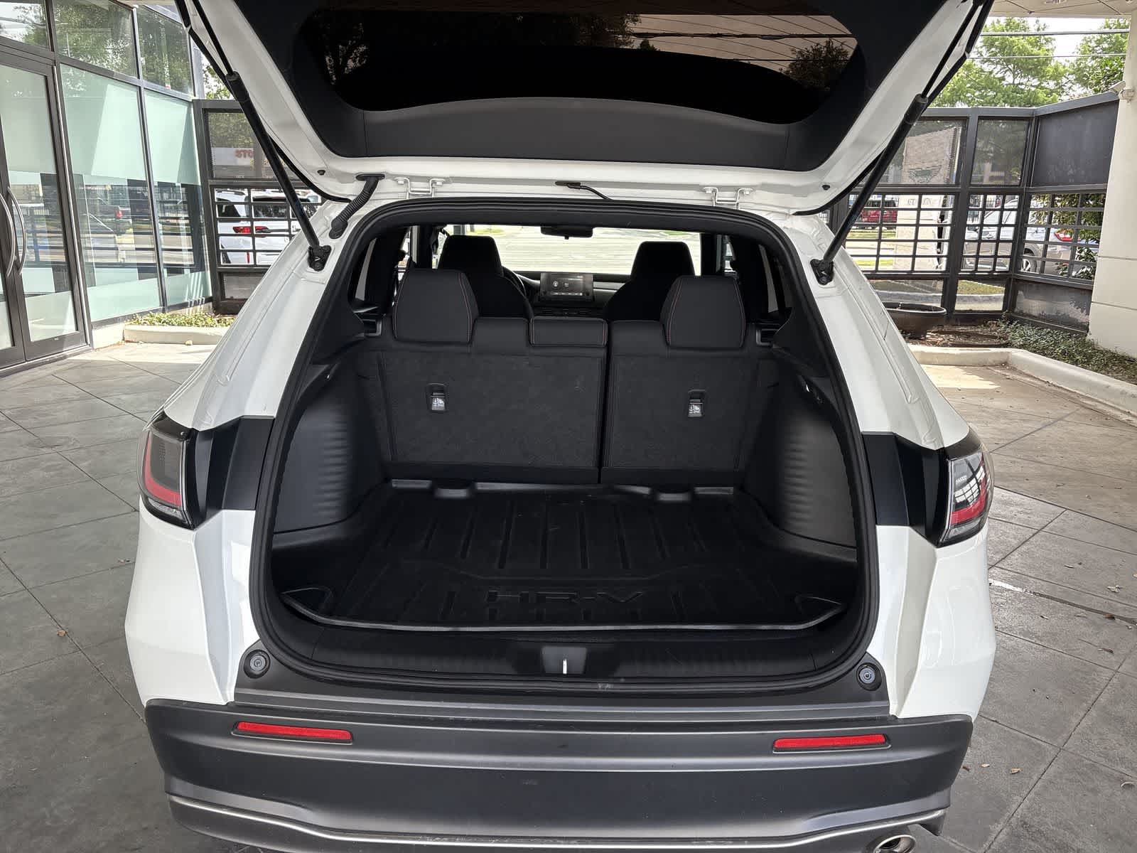 Thumbnail: 2023 Honda HR-V - 18