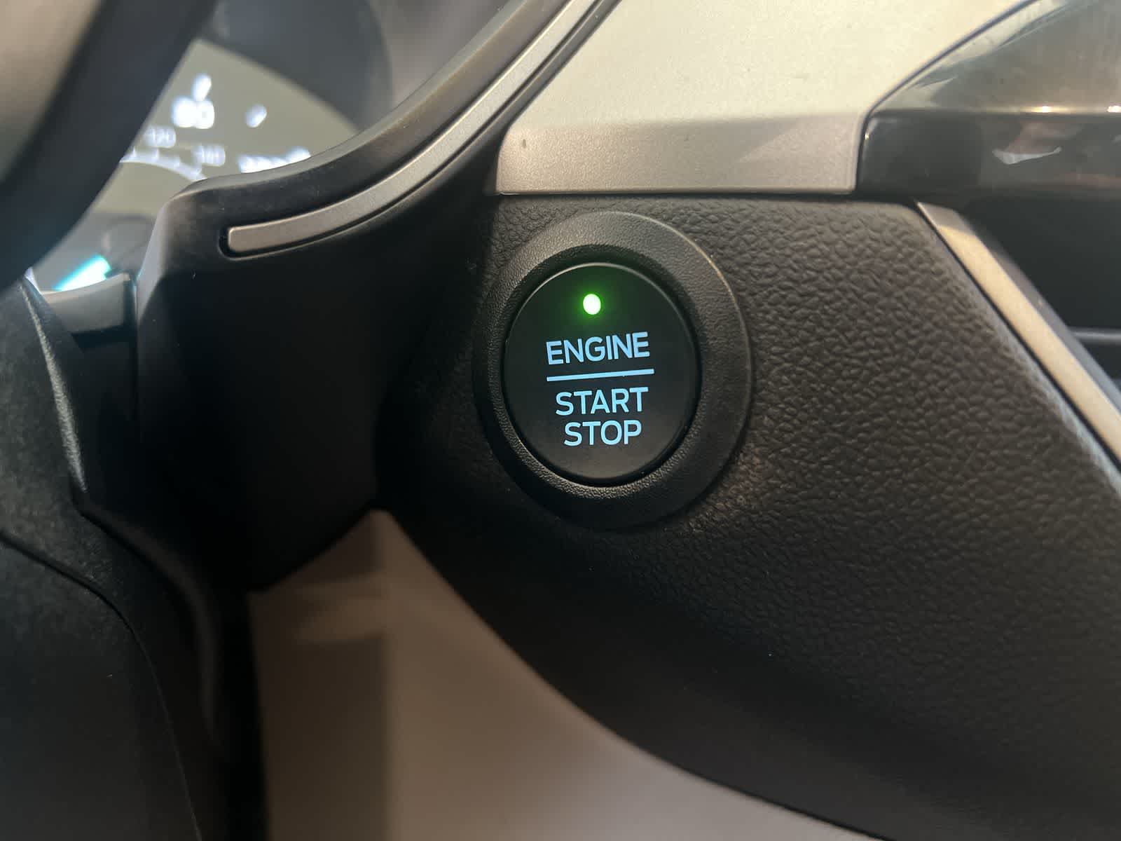 Thumbnail: 2022 Ford Escape - 21