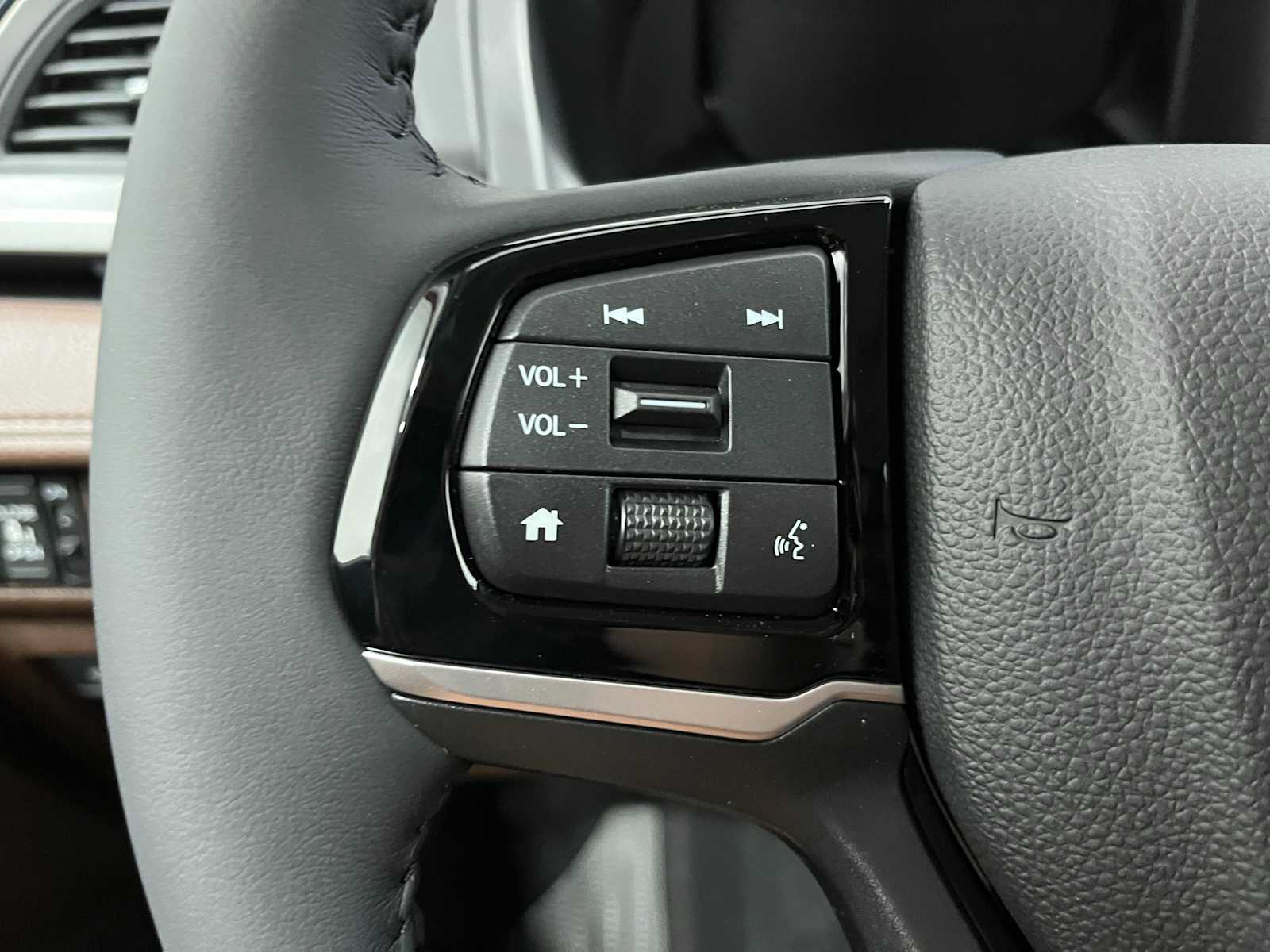 Thumbnail: 2026 Honda Odyssey - 16