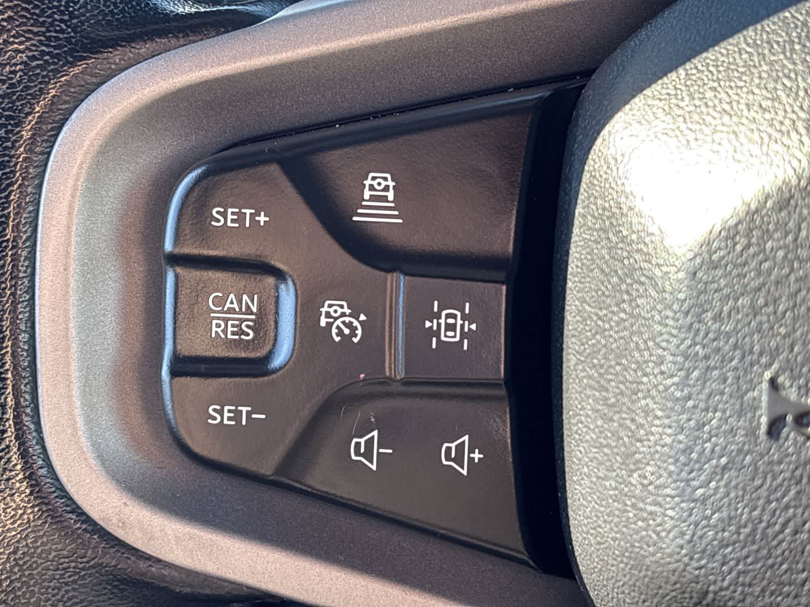 Thumbnail: 2023 Ford Bronco - 31