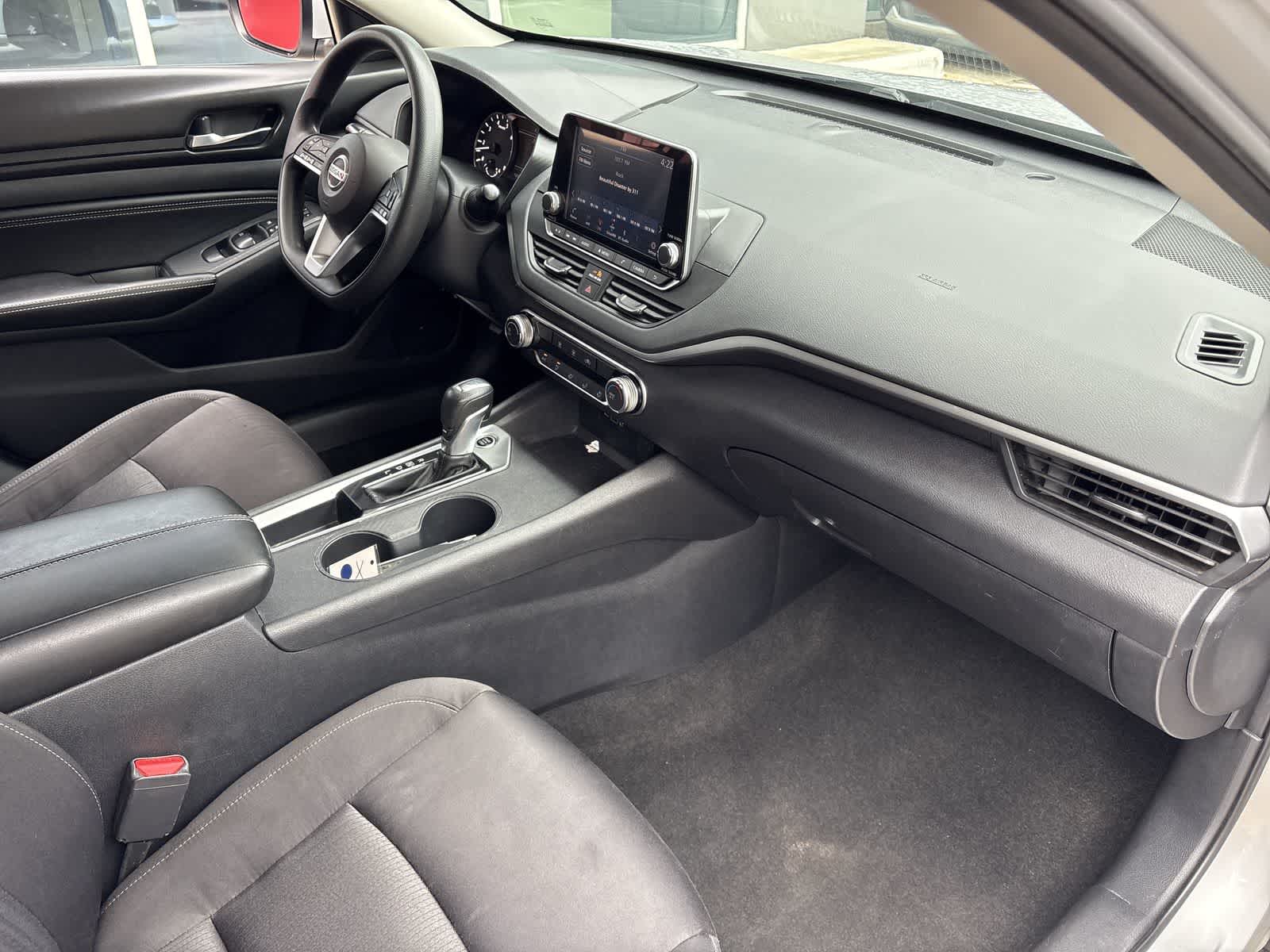 Thumbnail: 2020 Nissan Altima - 21