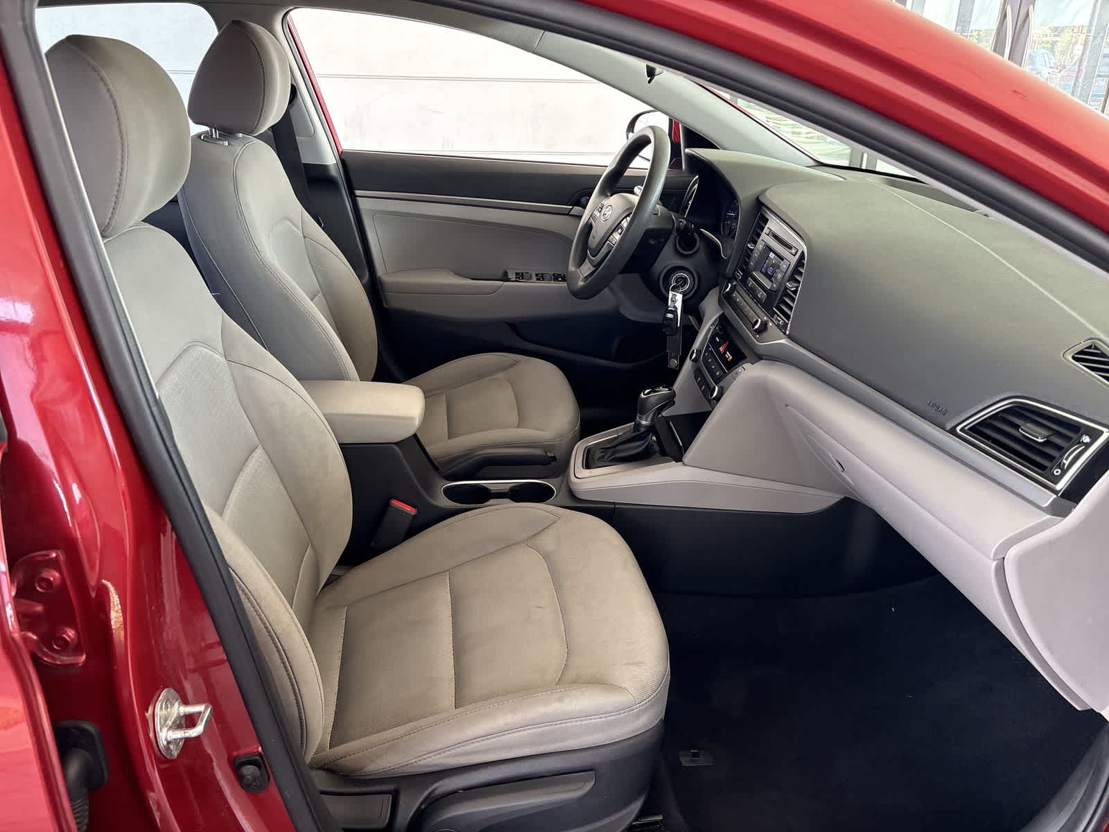 Thumbnail: 2017 Hyundai Elantra - 20