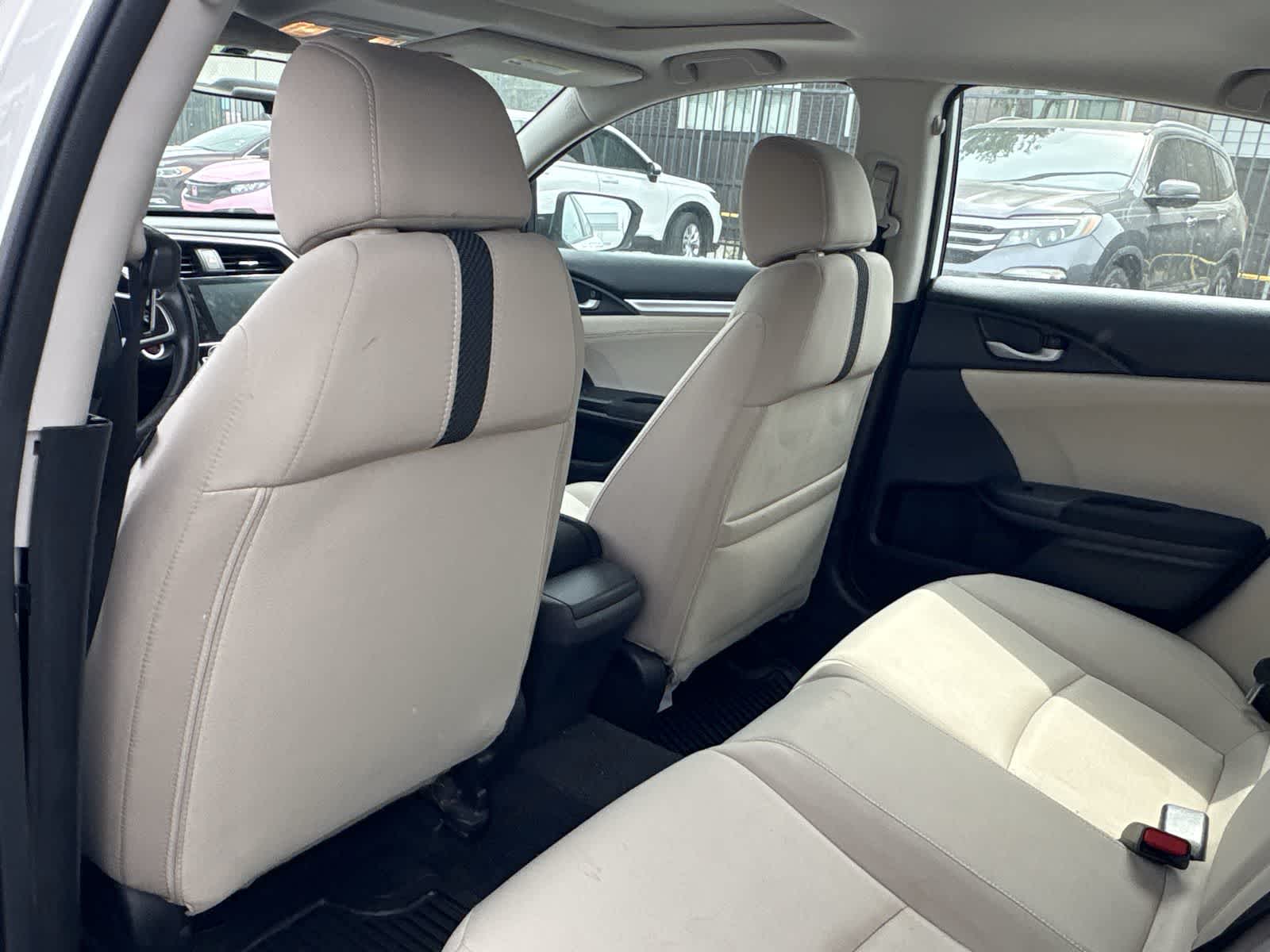 Thumbnail: 2017 Honda Civic - 13