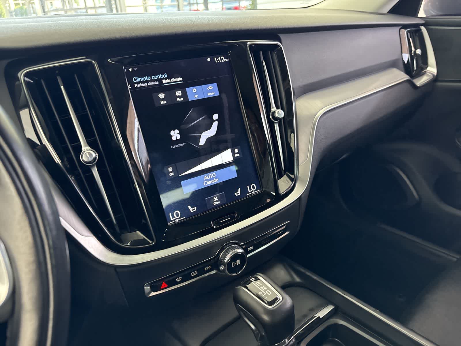 Thumbnail: 2019 Volvo S60 - 15