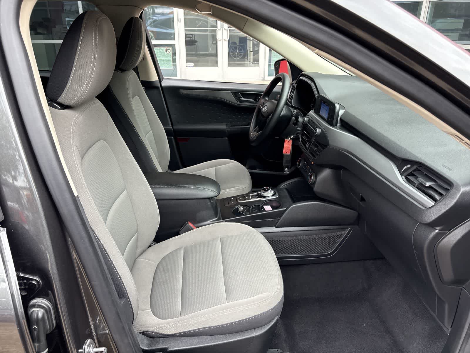 2020 Ford Escape S 13