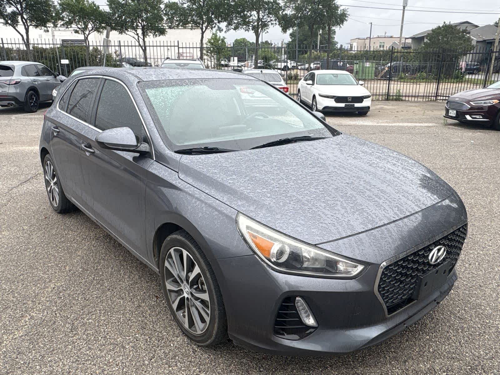 Thumbnail: 2019 Hyundai Elantra - 9