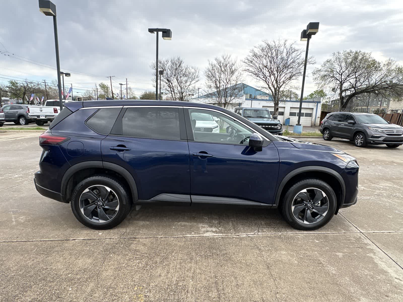 Thumbnail: 2025 Nissan Rogue - 15