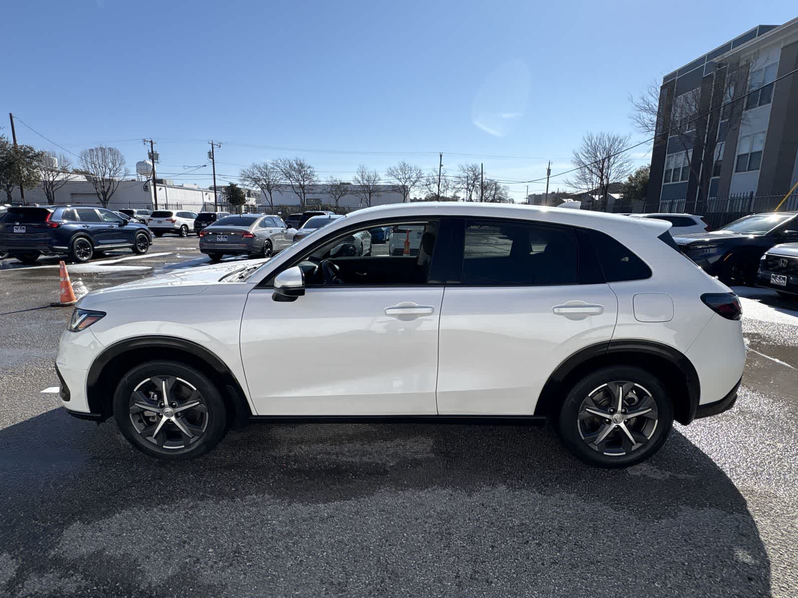 Thumbnail: 2024 Honda HR-V - 3