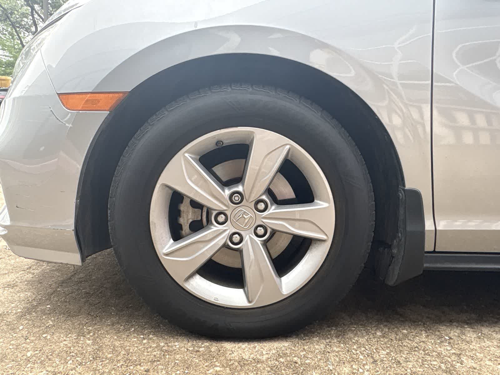 Thumbnail: 2019 Honda Odyssey - 12