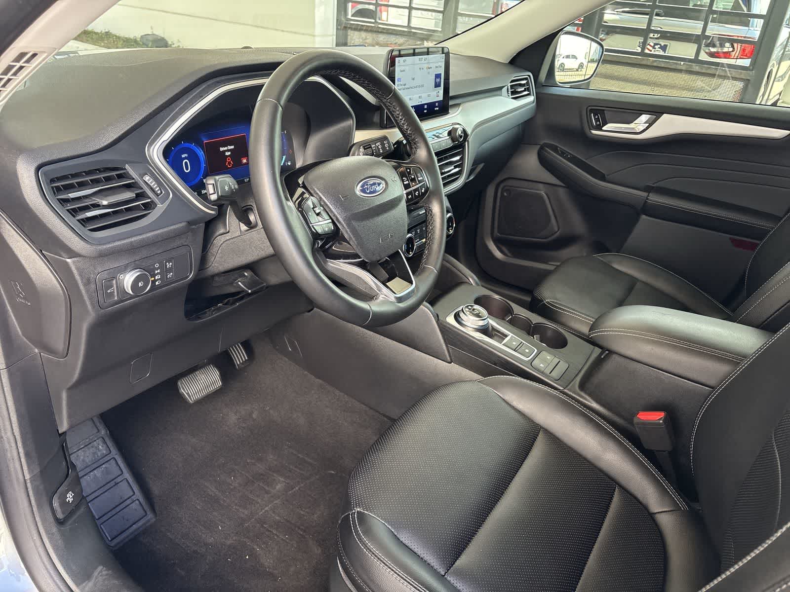 Thumbnail: 2022 Ford Escape - 2