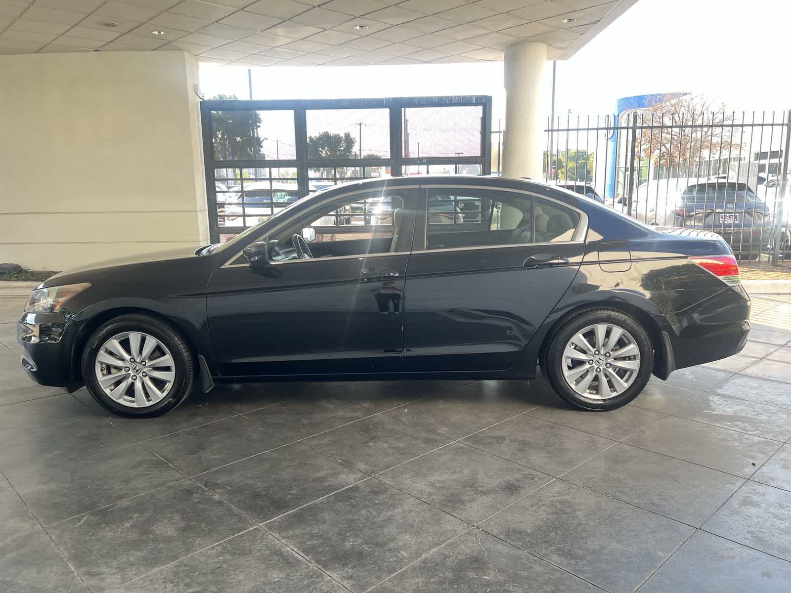 2011 Honda Accord EX-L photo 3