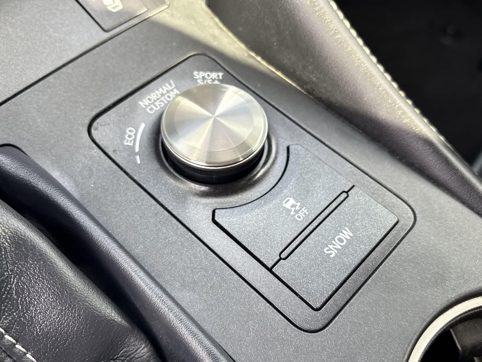 Thumbnail: 2019 Lexus RC - 28