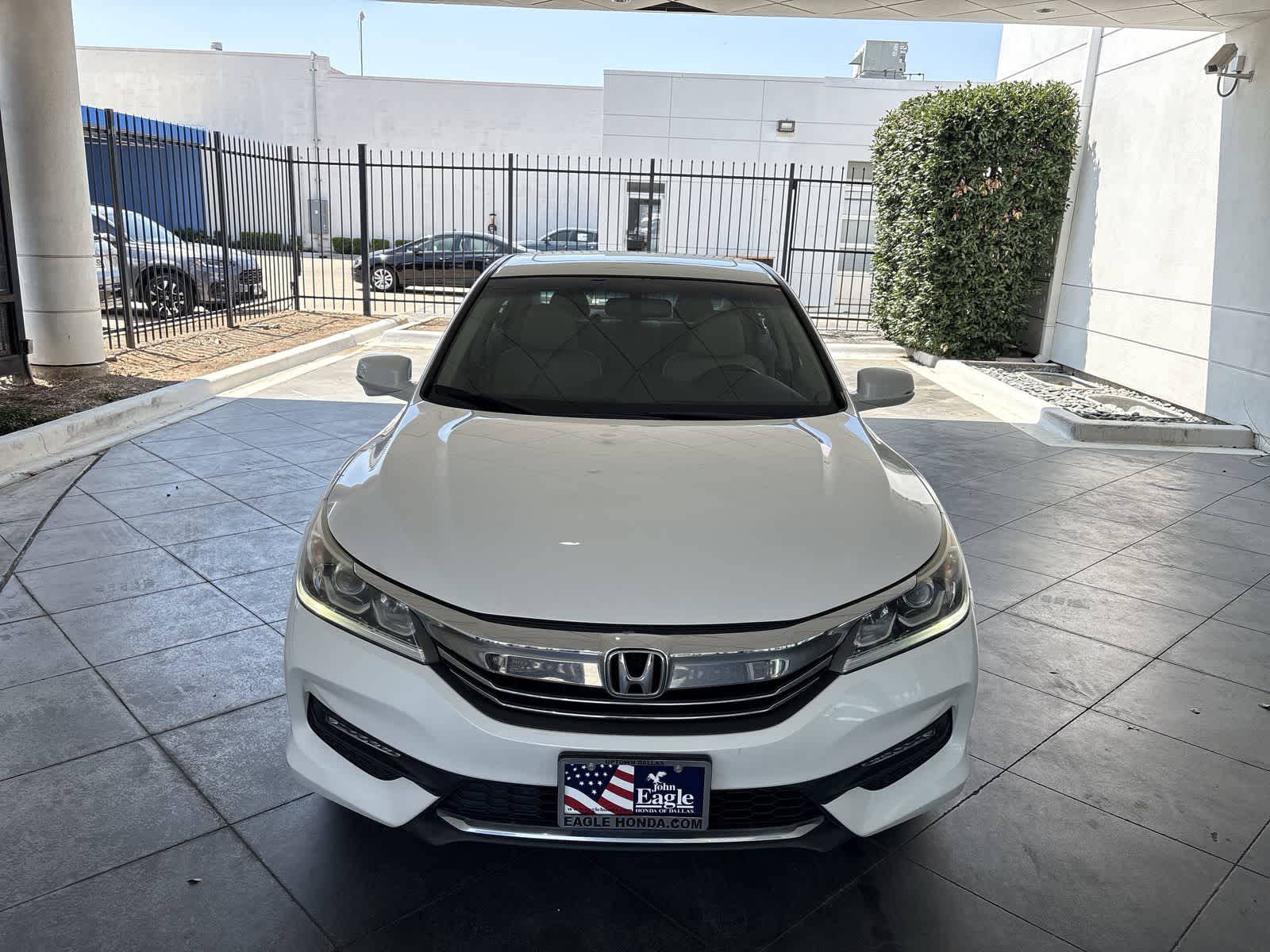 Thumbnail: 2017 Honda Accord - 6