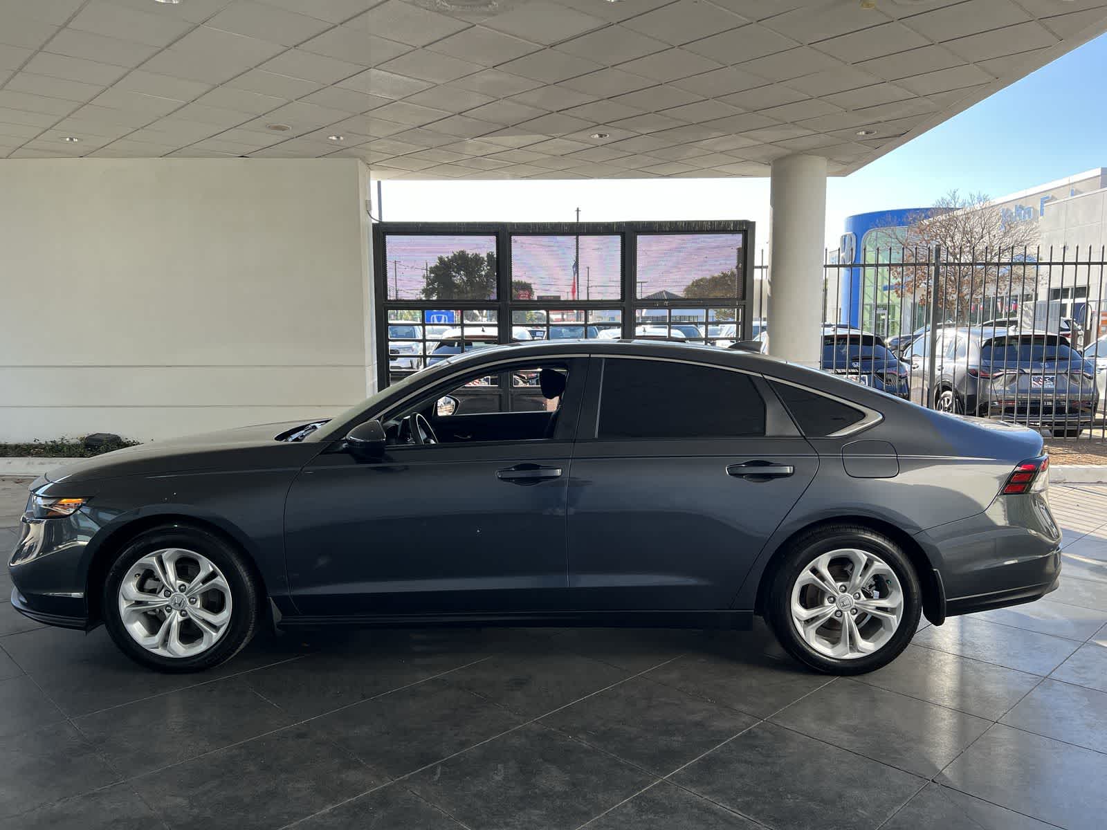 2025 Honda Accord LX photo 2