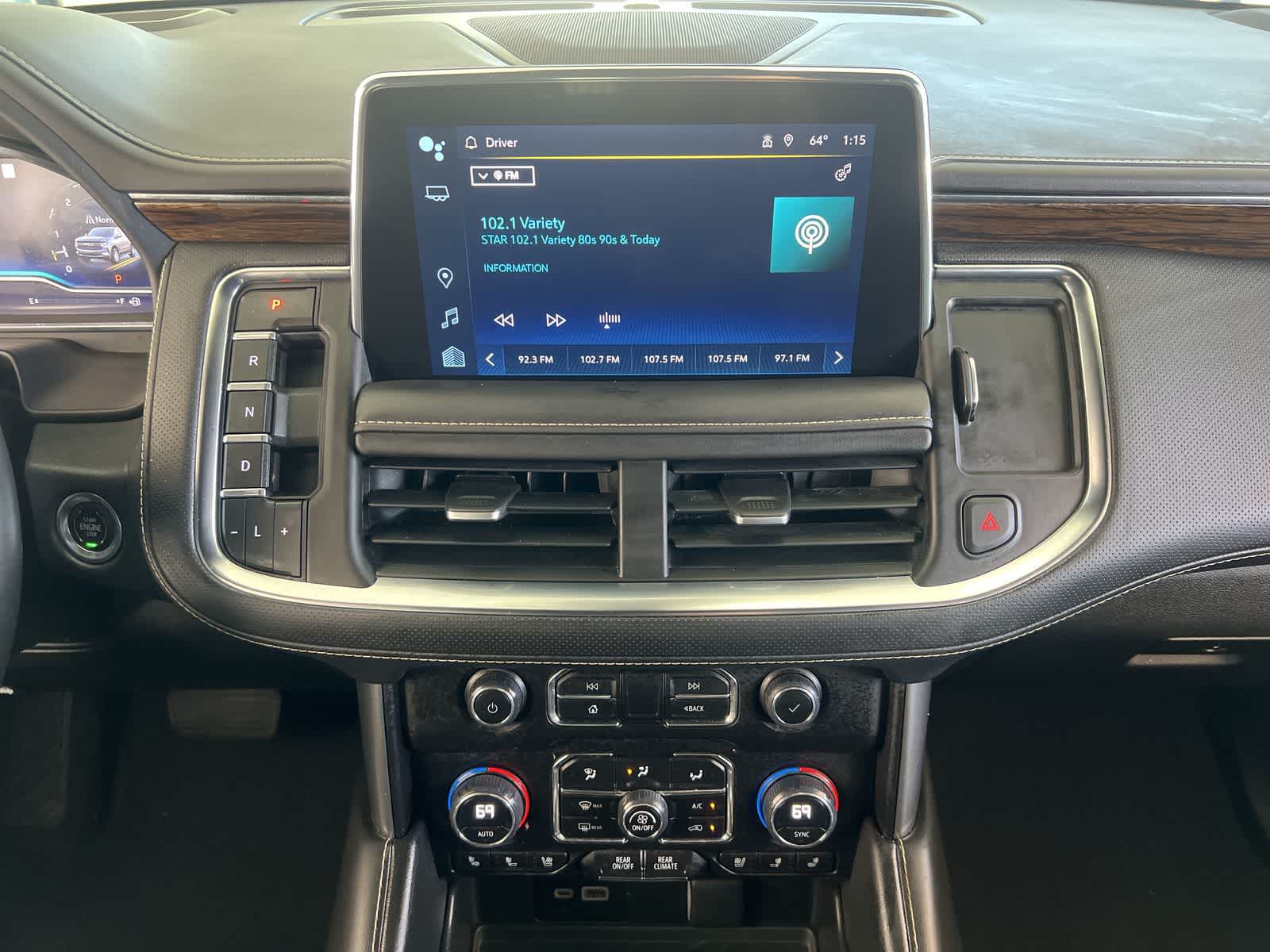 Thumbnail: 2023 Chevrolet Suburban - 15