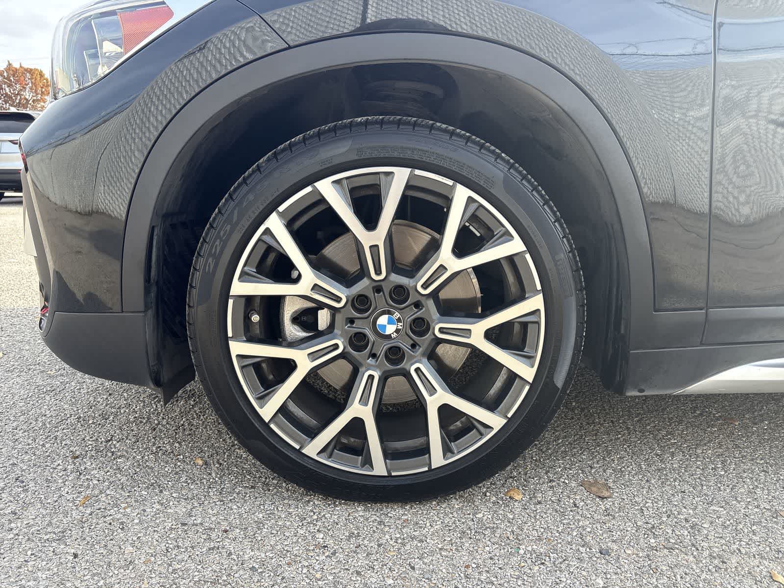 Thumbnail: 2021 BMW X1 - 8