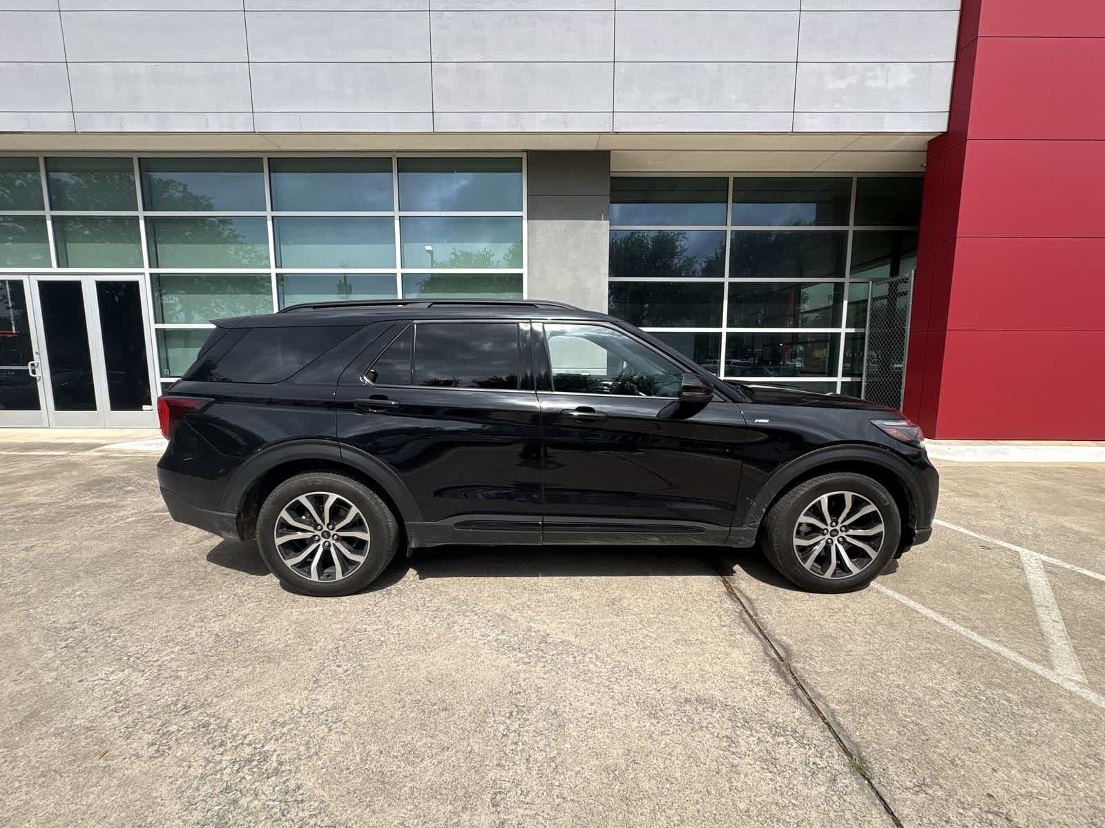 Thumbnail: 2025 Ford Explorer - 7