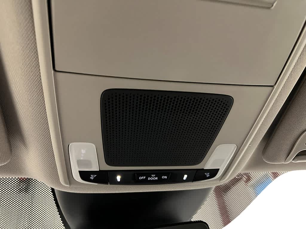 Thumbnail: 2025 Honda Pilot - 27