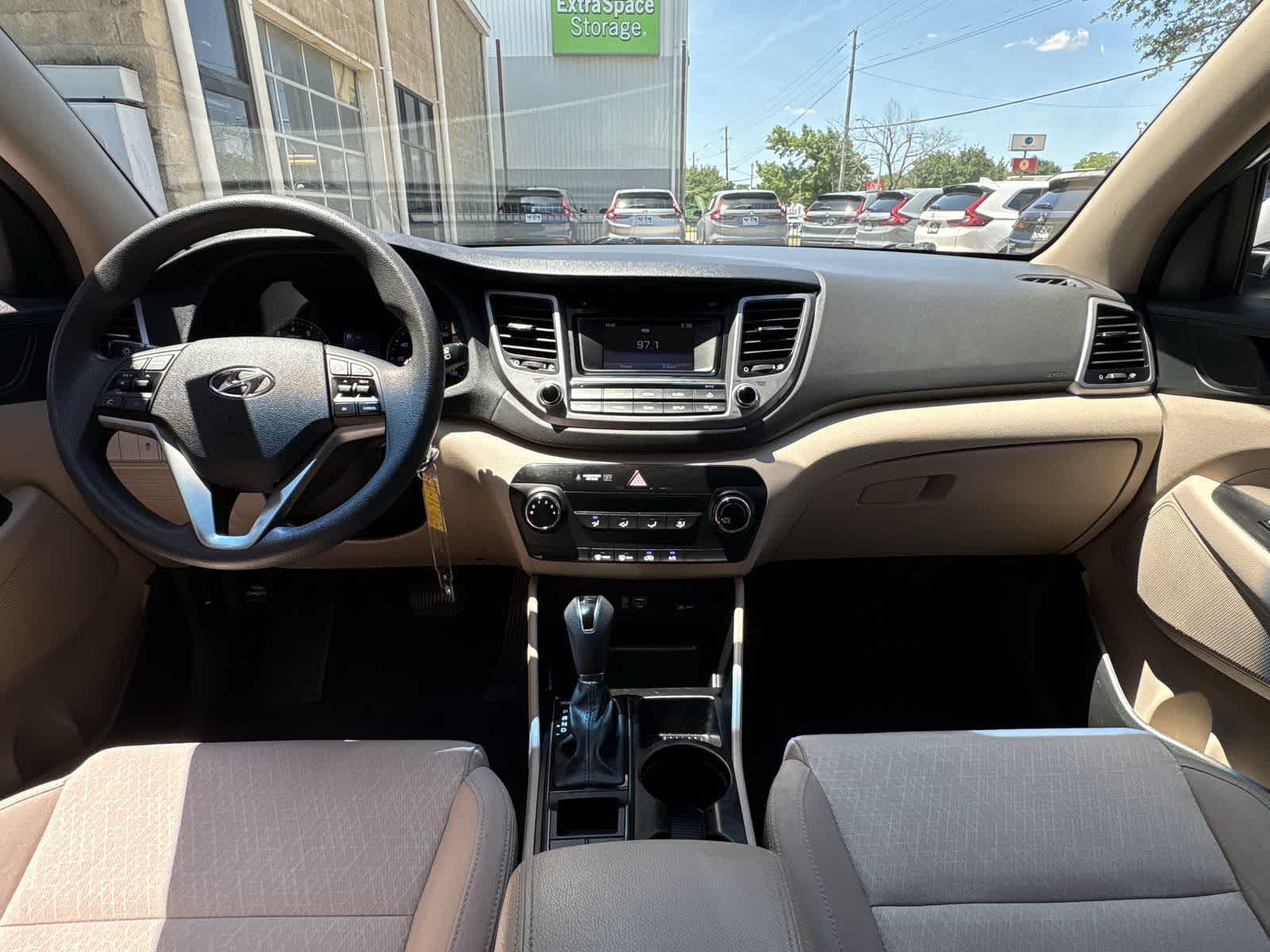 Thumbnail: 2017 Hyundai Tucson - 17