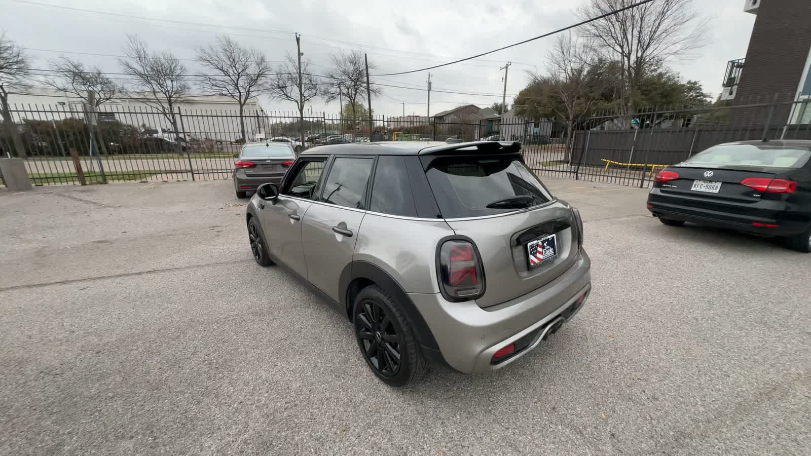 Thumbnail: 2018 MINI Cooper Hardtop - 6