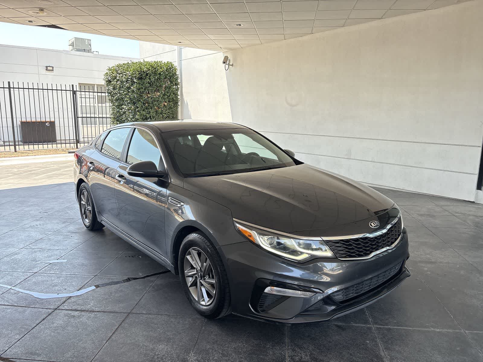 Thumbnail: 2020 Kia Optima - 22