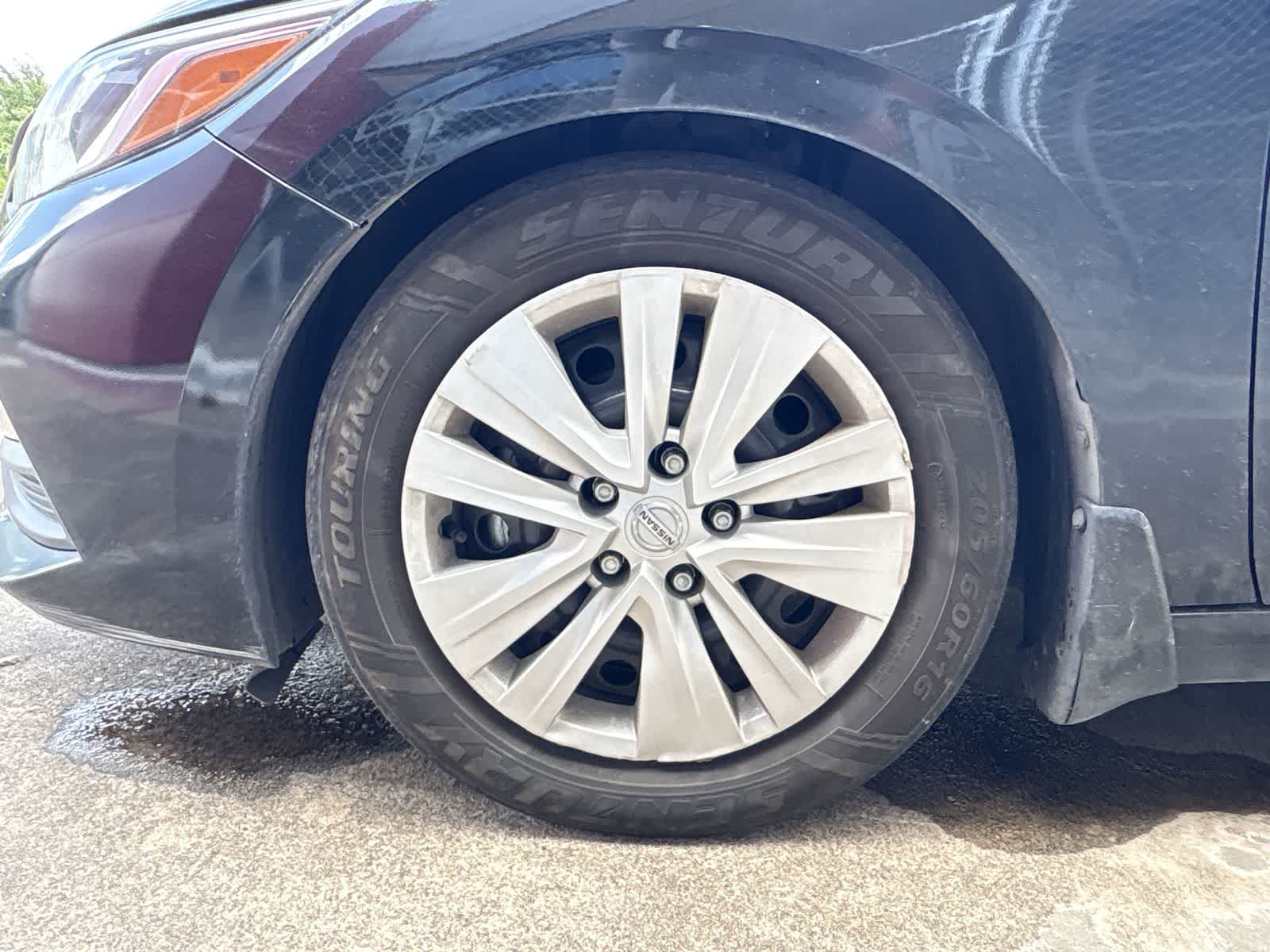 Thumbnail: 2020 Nissan Sentra - 12