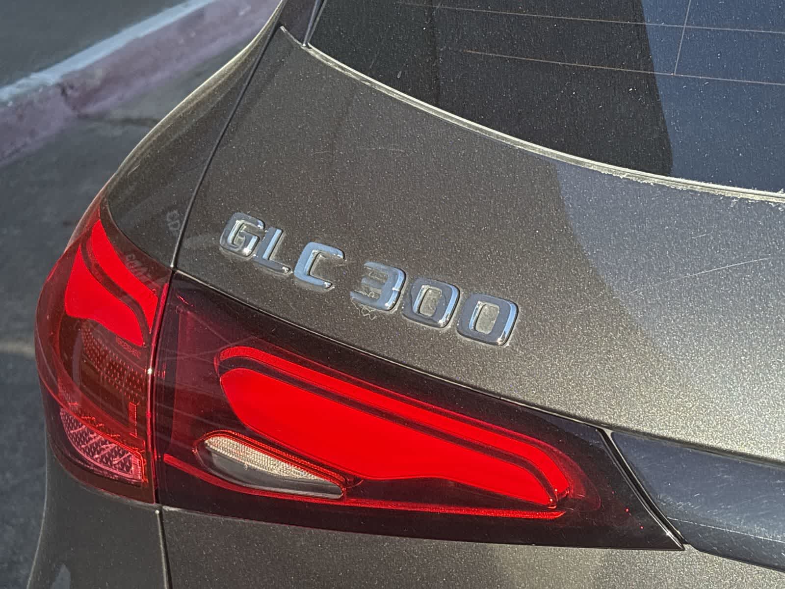 Thumbnail: 2025 Mercedes-Benz GLC - 7