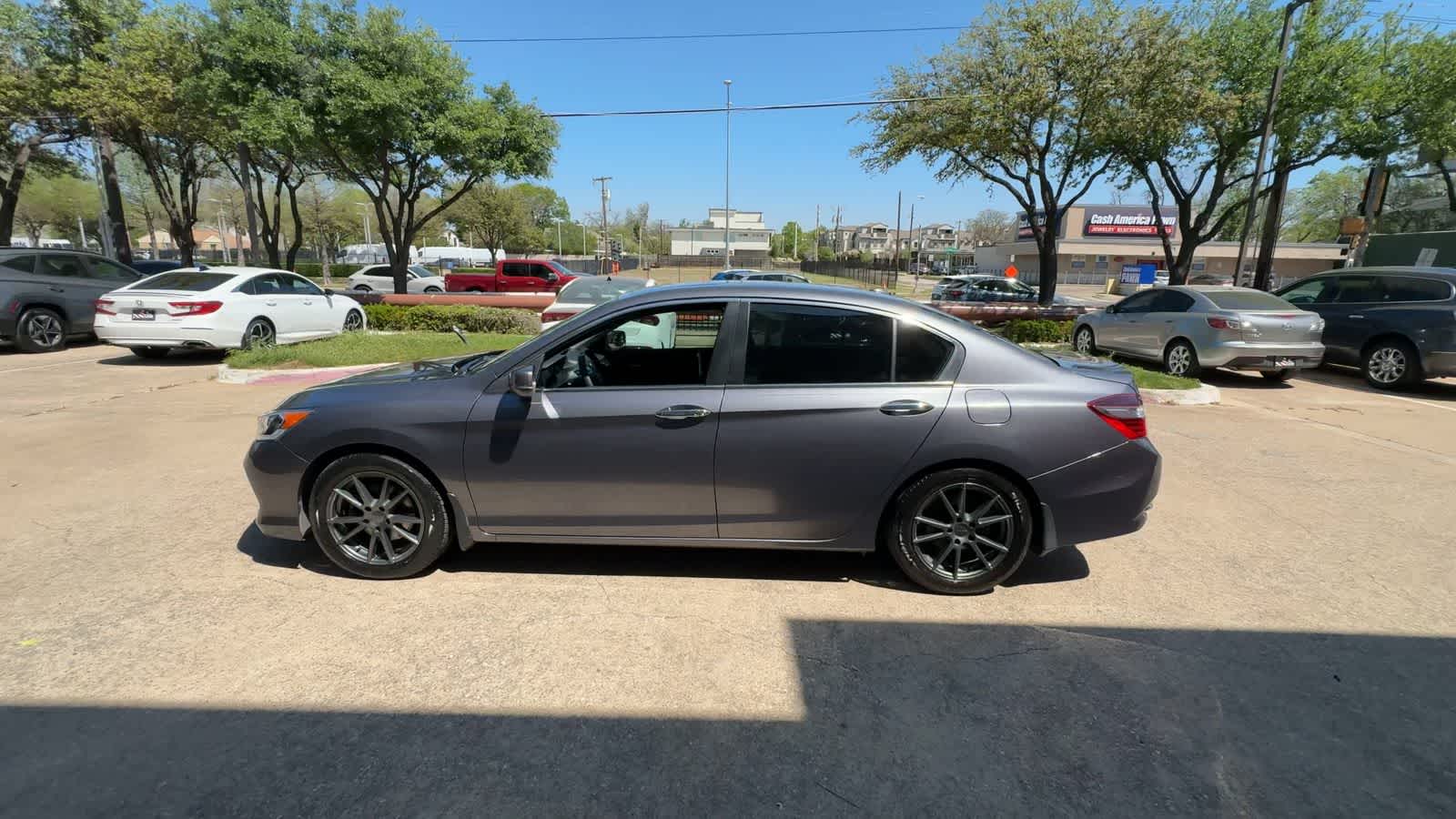 Thumbnail: 2016 Honda Accord - 6