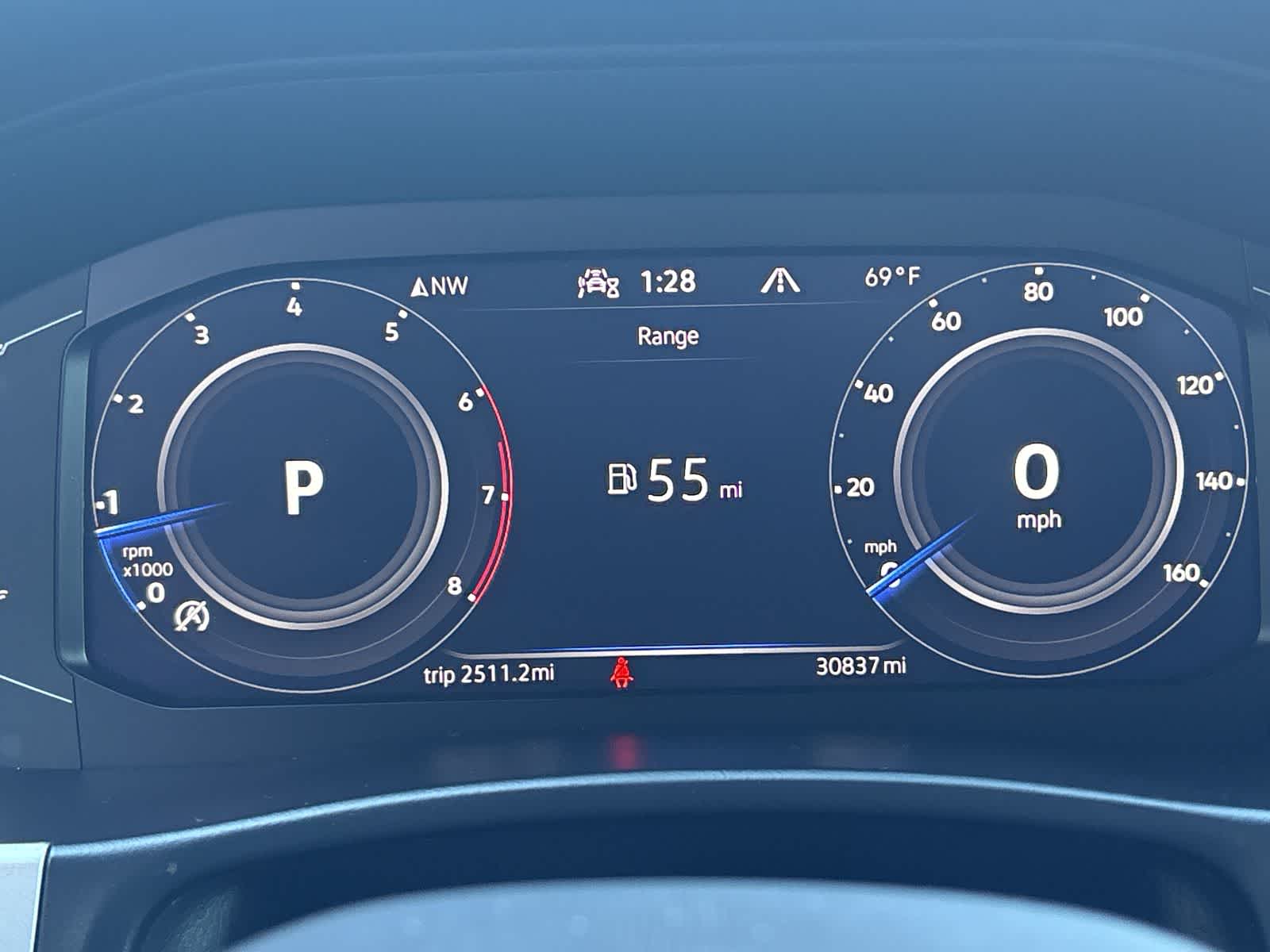 Thumbnail: 2022 Volkswagen Atlas - 25