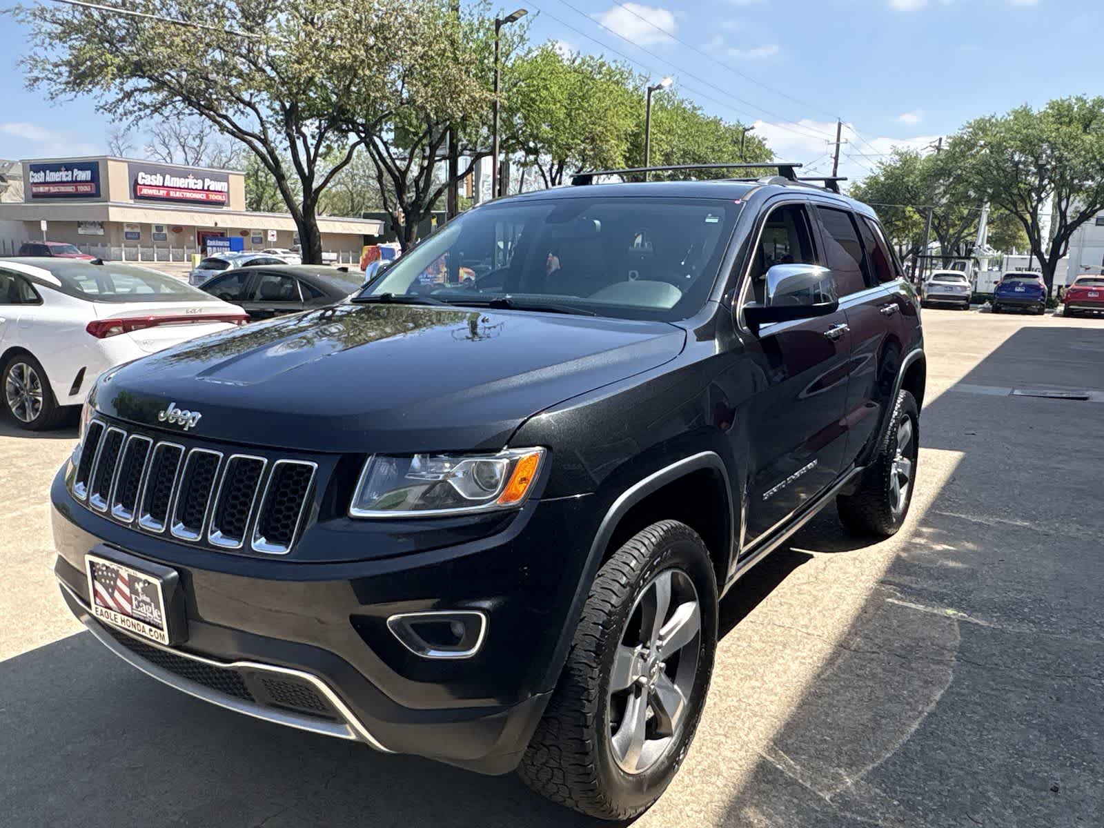 Thumbnail: 2015 Jeep Grand Cherokee - 17