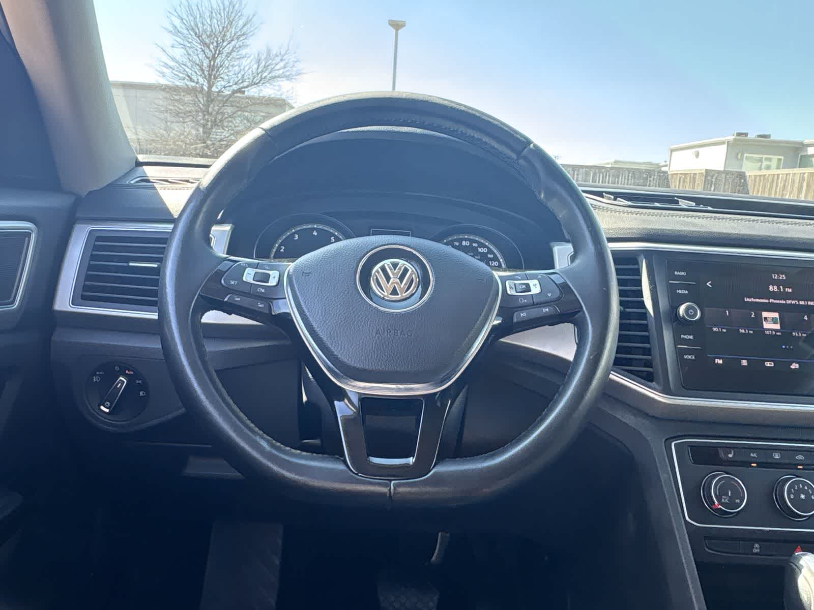 Thumbnail: 2018 Volkswagen Atlas - 27