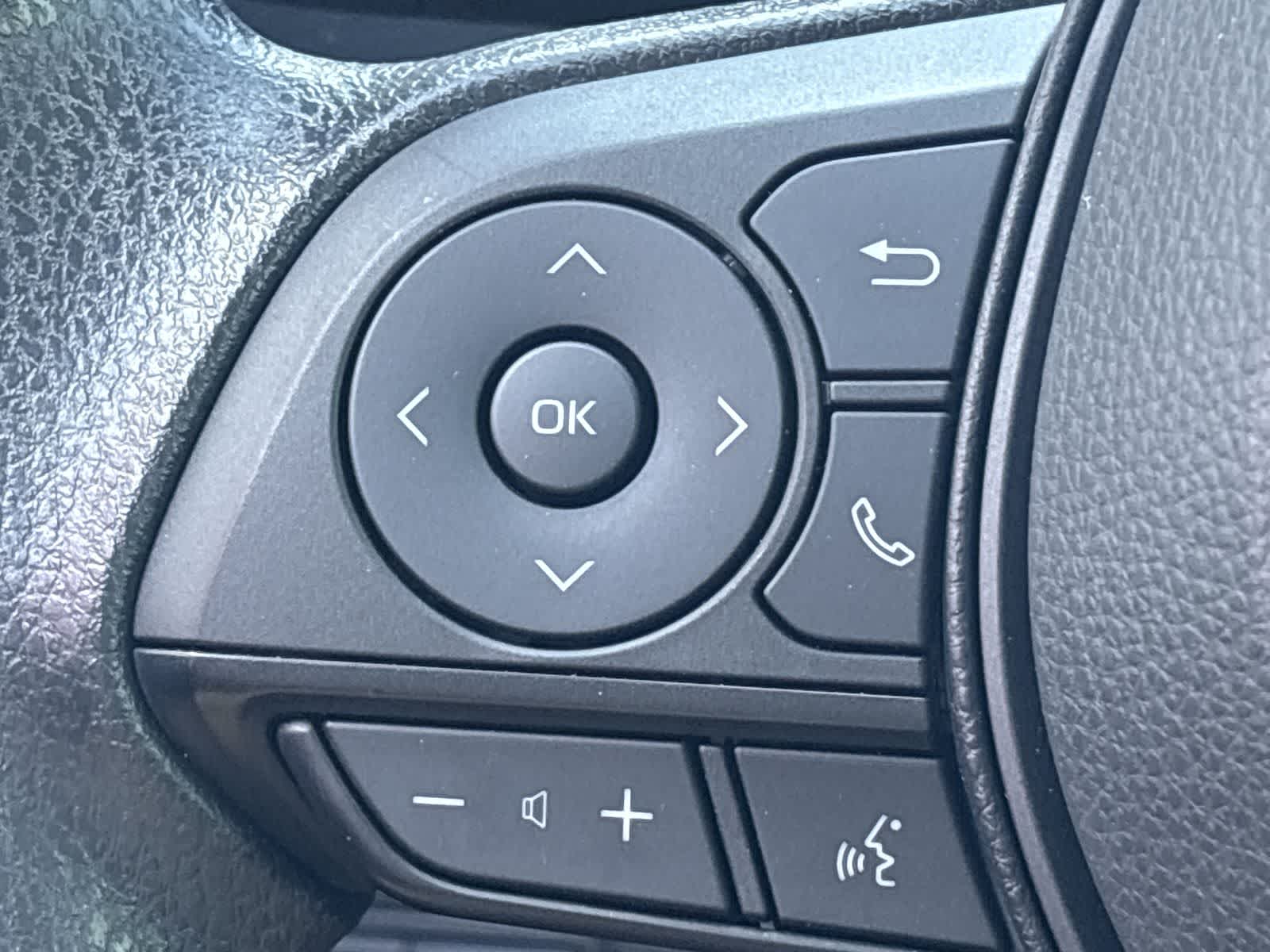 Thumbnail: 2025 Toyota Corolla - 24