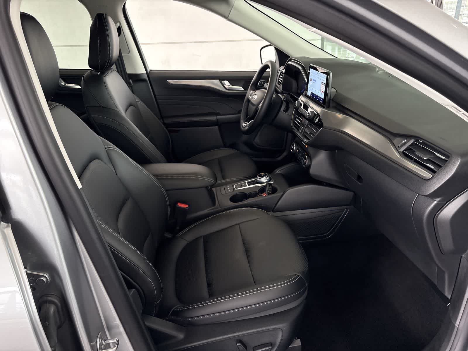 Thumbnail: 2021 Ford Escape - 13