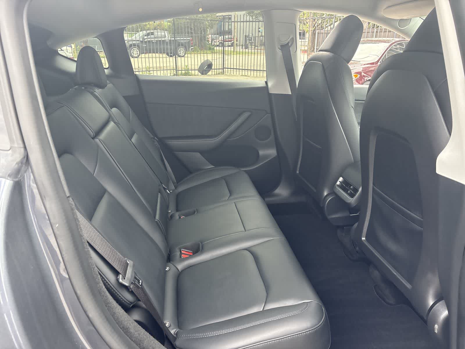 Thumbnail: 2022 Tesla Model Y - 15