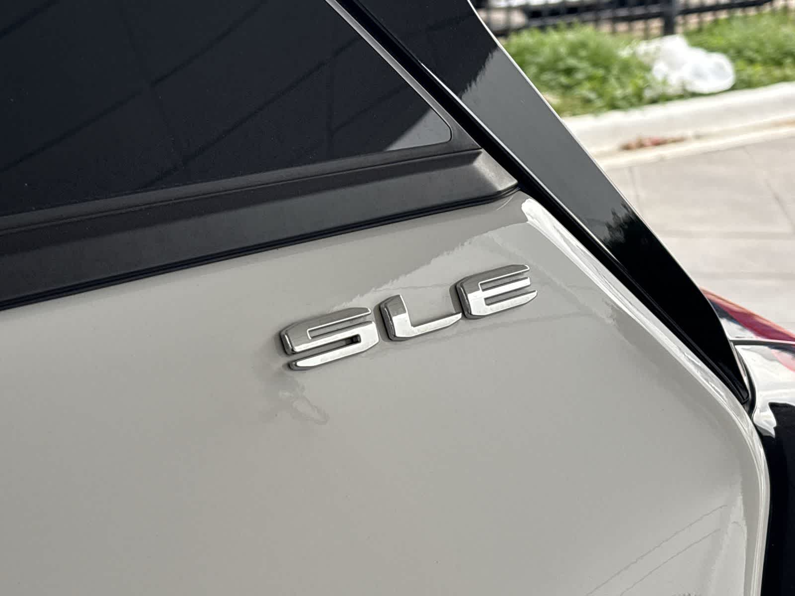 Thumbnail: 2024 GMC Terrain - 21